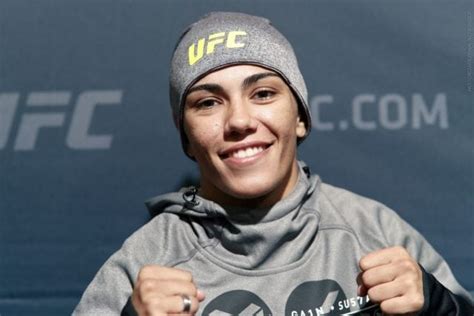 Luego de su triunfo ante billy joe saunders de este sábado. Jessica Andrade Lesbian, Wife, Girlfriend, Bio, Height ...