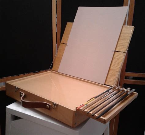 Diy pochade box i made from an old cigar box for plein air painting very easy and cheap to build, they make great sketch boxes. New Pochade Box, DIY, Scrap Pieces Wood, and Now a Tripod! — Draw Mix Paint Forum