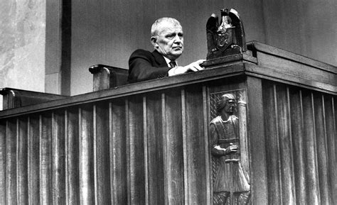 Bei uns bekommen sie polnische zäune direkt vom hersteller. Mieczysław F. Rakowski - polski Dubczek | Chciał być ...