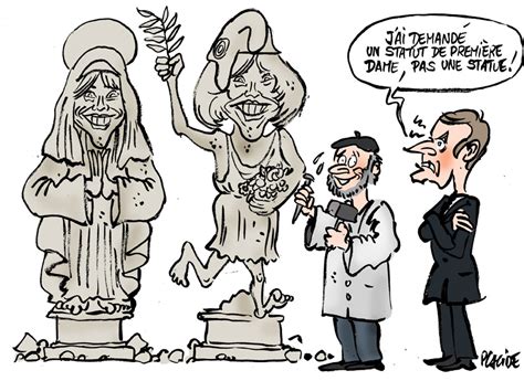 Charlie hebdo et son insupportable caricature sexiste de brigitte macron. Placide - Brigitte Macron entre officiellement en fonction