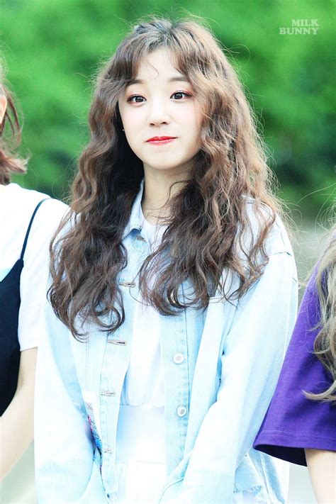 In an interview with the star, the leader of the group, soyeon, revealed that the name idle (아이들) came to her when she was composing the idle song. (G)-IDLE : Yuqi : (G)-IDLE : Yuqi #(G)-IDLE #Yuqi | Kpop ...