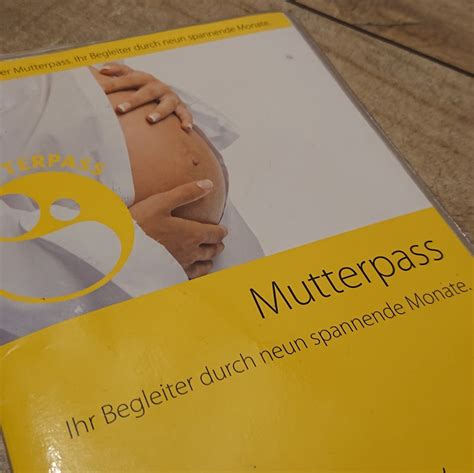 Wann bekomme ich den mutterpass hallo ich bins anke ich hatte vor ein paar tagen den test gemacht und da ist rausgekommen as ich schwanger bin mehr als 5 wochen habe morgen also ich habe meinem mutterpass sofort bekommen wo man den herzschlag gesehen hat. 41 HQ Images Wann Bekommt Man Den Mutterpass / Der ...
