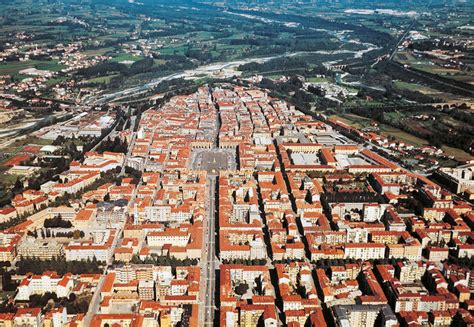 Cuneo is a province in the region of piedmont, northwest italy. The Cuneo city photos and hotels - Kudoybook