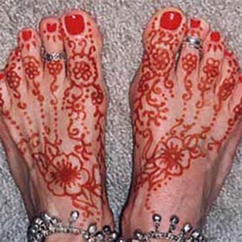 Ornamental tattoos henna body art artists have a huge collection of temporary tattoos and henna tattoo designs and henna body paintings, you can get tattoos on your belly, back, hands, legs basically anywhere on your body. Henna Tattoo Artists | Entertainment | Pacific Event ...