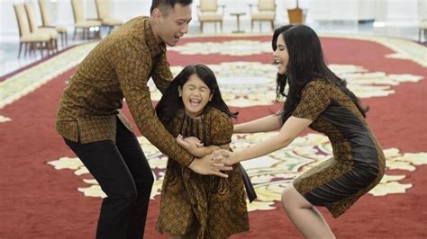 Annisa pohan on wn network delivers the latest videos and editable pages for news & events, including entertainment, music, sports, science and more, sign up and share your playlists. Annisa Pohan Ungkap Rahasia Tidur SBY dan Ani Yudoyono