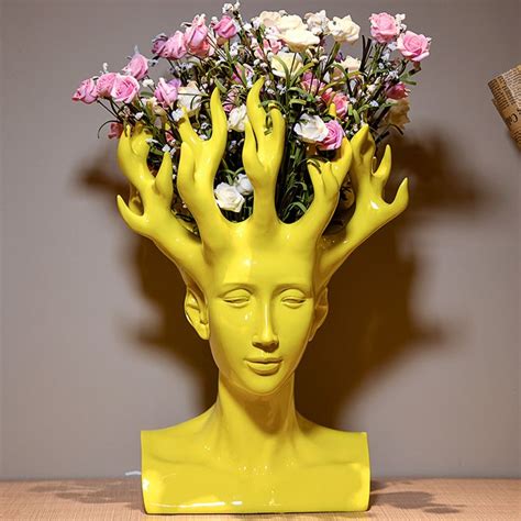 Making sure that your resin art is made just the way you like it! Resin Human Head Flower Vase | Ceramic flowers, Flower ...