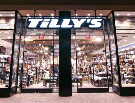 See store details for more information. Corporate, Retail & Distribution Center Job Openings | Tillys