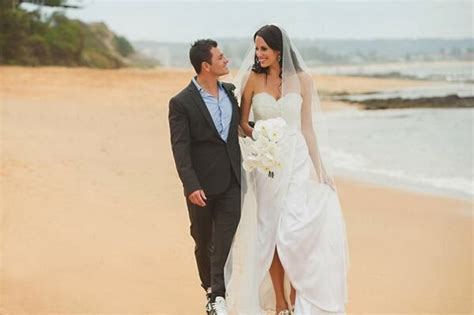 Valentino rossi werd tweede en jorge lorenzo derde. Lauren Vickers & Randy de Puniet Wedding | We Obsessively ...