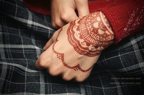 These simple henna designs are super trendy and impressive this season. Eid Mehndi Designs For Hands: New Unseen Design - Moroccan ...