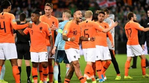 Ajang euro 2020 juga menandai 60 tahun peringatan kejuaraan sepakbola eropa. Hasil Lengkap Kualifikasi Euro 2020 Tadi Malam, 4 Negara ...