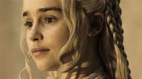 Emilia clarke is heading to a galaxy far, far away — and she's starwars.com is excited to announce that clarke, known for her stirring portrayal of daenerys targaryen in game of thrones , will join the upcoming untitled han solo star wars movie. How Emilia Clarke's Star Wars Character Compares to Game ...