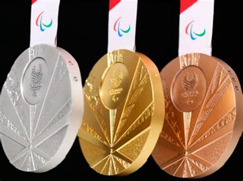 All medals awarded to athletes at the olympic games present the greatest honour not just for athletes but also the country that hosts this international leading sporting event. Tokyo 2020 medals are made from recycled material | Líder ...