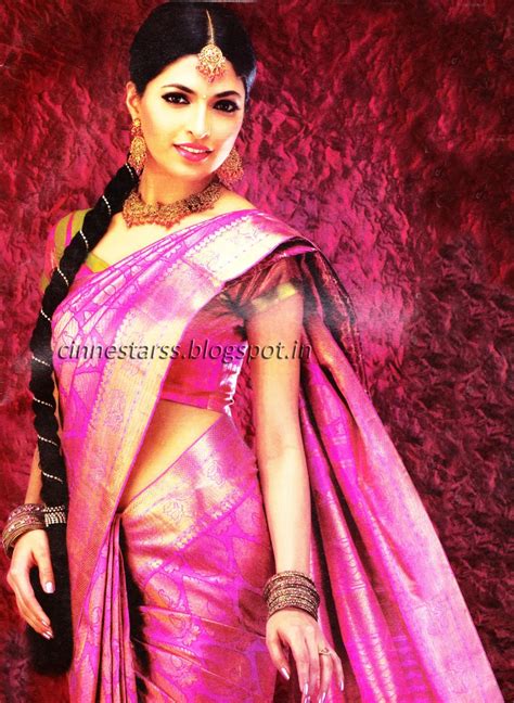 18,526 likes · 276 talking about this. Cine Stars: Parvathy omanakuttan