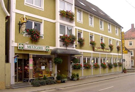 Sie haben die auswahl aus 32 modern eingerichteten zimmern und suiten, ein uriges. Gasthof u. Metzgerei zur Krone - Hauptstr. 13, 73450 Aalen ...