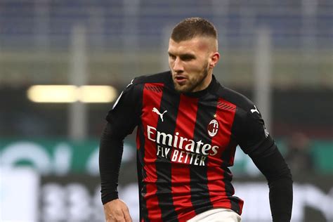 Total match cards for ac milan and genoa cfc. Match Preview: Genoa vs AC Milan Form, H2H and Players To ...