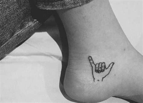 Enter & enjoy it now! 50 Small Foot Tattoo Ideas to Show Off | Small foot ...