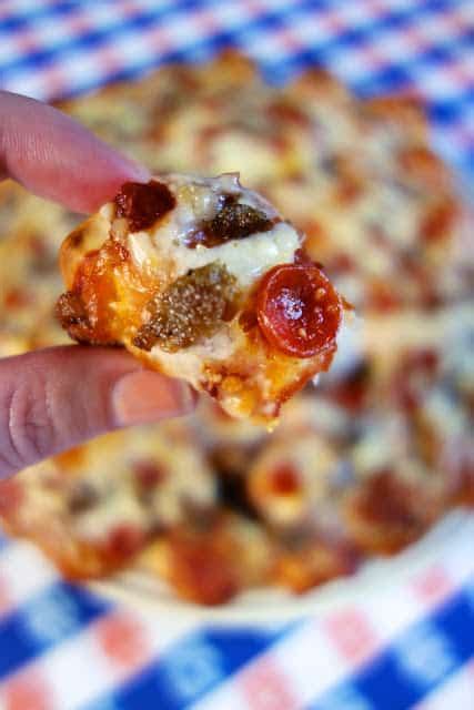 Top with mozzarella and fresh basil. Don Peppino\'S Pizza Sauce Recipe - How Many Forum Members Using Canned Sauce Sauce Ingredients ...