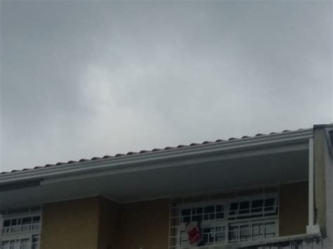 O mesmo deve ocorrer em curitiba. Véspera de Natal em Curitiba tem chuva e queda na ...