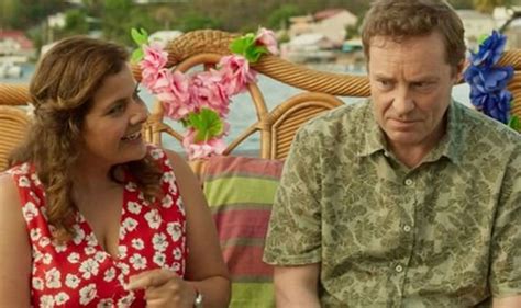 Die schauspielerin nina wadia spielte die rolle von anna masani in der serie death in paradise von 2020. Death in Paradise star Nina Wadia walked off set during ...