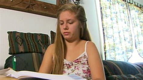Schaue blonde gives head auf xhamster.com! Dallas Teen Paddled by Male Principal Video - ABC News
