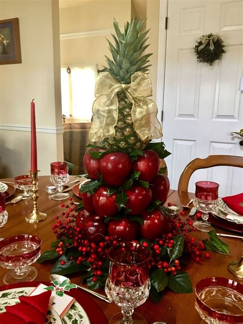 Check spelling or type a new query. Colonial Williamsburg Christmas Centerpiece | Colonial ...