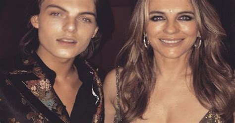 Liz hurley impactó con un sensual traje de kill bill para halloween. Liz Hurley's son Damian 'begs her to stop flashing boobs ...