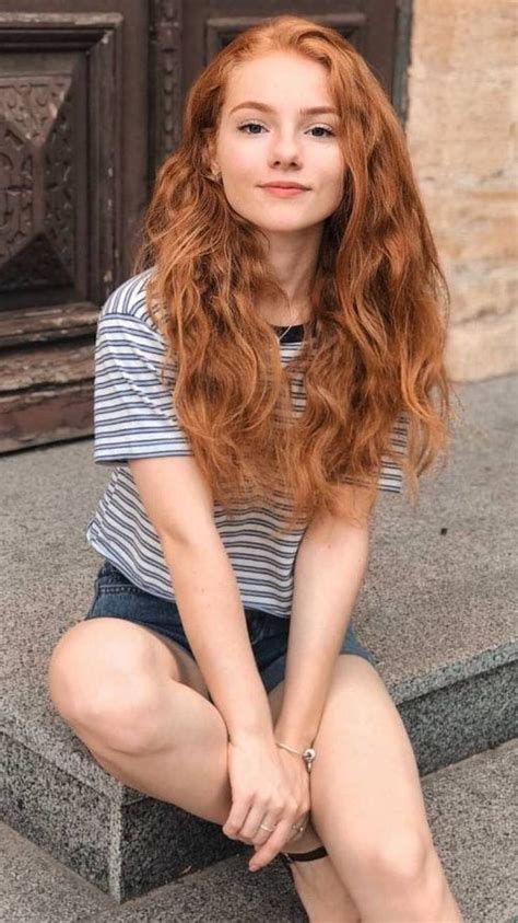 Hottest redhead teen ever masturbating livestream. Rote Haare Model Locken lang kupfer wunderschön | Schöne ...