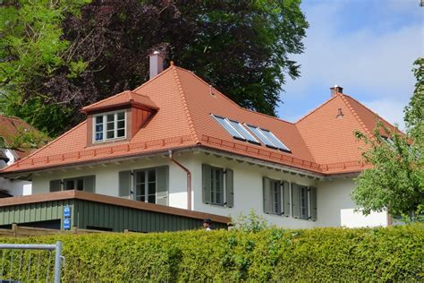 Sie müssen noch herausfinden ob eine baugenehmigung benötigt wird oder wie sie ihr gartenhaus richtig gestalten, dämmen und pflegen? Zimmerei. Planung. Innenausbau - Zimmerei Koder Herrsching