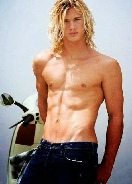 Beautiful teen riding a large schlong. Long locks | Mannen, Blond, Knappe jongens