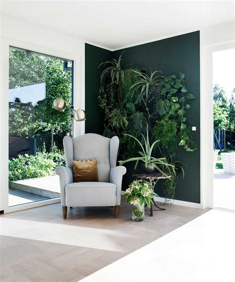 Interior designers are touting dark green for warm, natural decor that brings the outside indoors to create a lush find your ideal dark green color combinations at shutterstock. Accent Walls Are Cool Again (& Here's How To Get Them ...