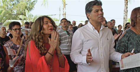 Eles estão grávidos, luan e amanda, por tabela também estou. Maurício Mattar festeja seus 52 anos em santuário | CARAS