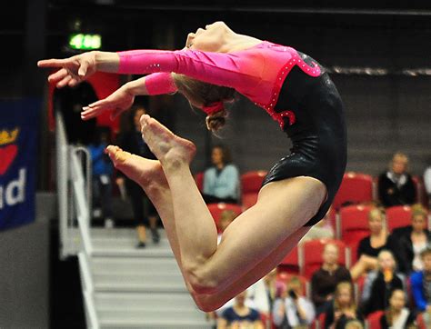 The 5th individual european artistic gymnastics championships for both men and women were held at the olympic stadium in moscow, russia, from 17 to 21 april 2013. Eskilstunagymnasten Jonna Adlerteg tog guld i Ungern ...