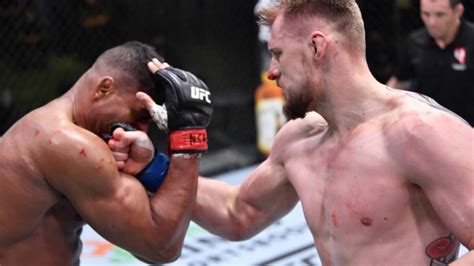 Ufc fight night 184 full fight card faceoffs. Шаг до титула: Волков нокаутировал Оверима на UFC Fight Night 184
