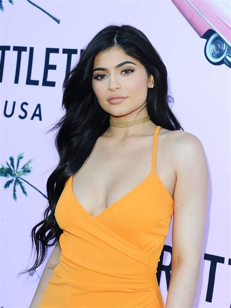 The official kylie jenner shop. Kylie Jenner Sexy Photos - The Fappening Leaked Photos ...