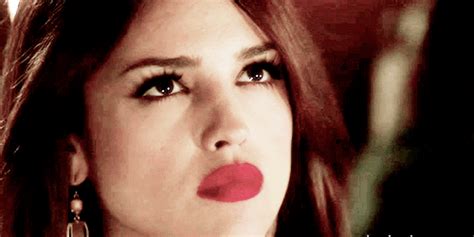 Eiza gonzalez is a mexican actress known for her role as dolores lola valente in the mexican musical telenovela lola…érase una vez from 2007 to 2008. eiza gonzalez gifs | Tumblr