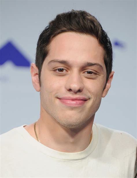 Captain ray holt (andre braugher) takes over brooklyn's 99th precinct, which includes detective jake peralta (andy samberg), a talented but carefree detective who's used to doing whatever he wants. Pete Davidson ~ Definition World