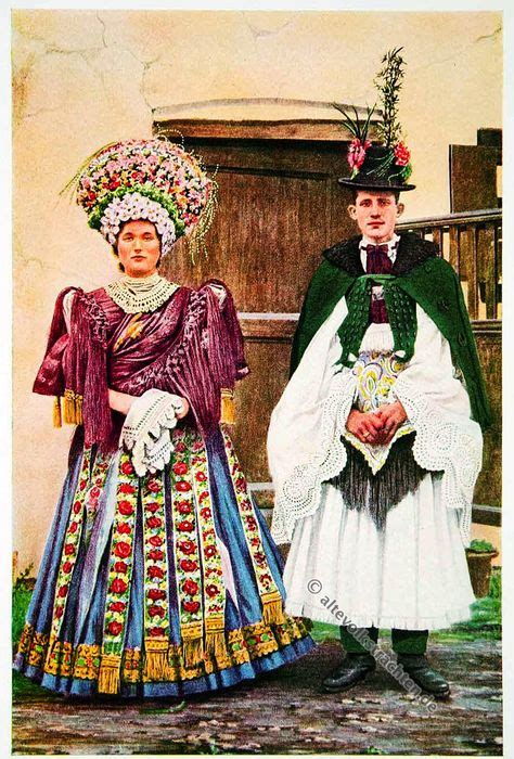 Fühle dich als königin im vanillekleid. Hochzeitspaar Ungarn, 1920 | Traditionelle kleider ...