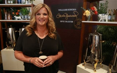 Trisha's southern kitchen is an american cooking television series that airs on food network. Southern Kitchen Brunch hosted by Trisha Yearwood ...