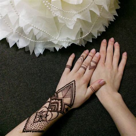 See more ideas about henna, henna tattoo designs, henna tattoo. How Long do Henna Tattoos Last - 75+ Inspirational Designs ...