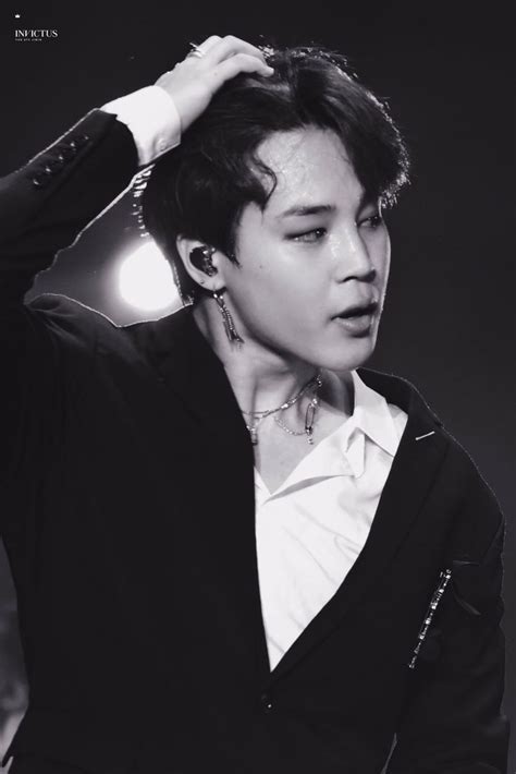 Music game featuring hot kpop songs is coming! 190811 롯데패밀리콘서트 #JIMIN #지민 | Juegos de disney, Jimin, Kpop
