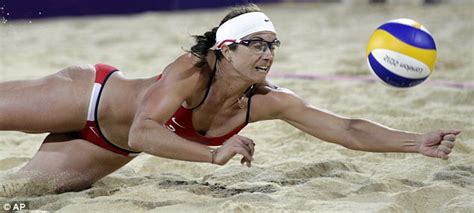 Since when are the two married? Misty May-Treanor and Kerri Walsh Jennings triumph in 2012 ...