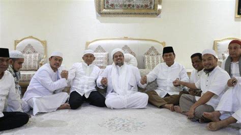 Habib novel alaydrus jelaskan sosok habib rizieq shihab yang sebenarnya foto: Tiba di Indonesia Besok, Alumni 212 SIap Jemput Habib ...