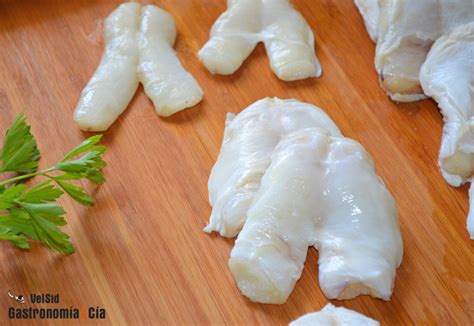 Se lavan las cocochas y se apartan en una fuente. Cómo preparar las cocochas de bacalao en salazón ...