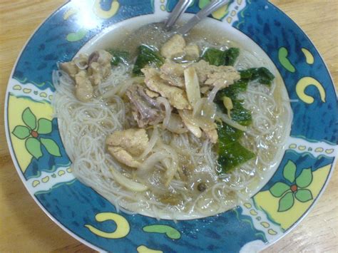 Bihun sup ayam bila dah bosan nasi, bihun sup ni menjadi pengganti. Laman Resipi Suri: BIHUN SUP SIMPLE