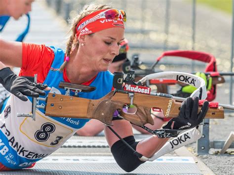 Her last victories are the women's sprint in women's world. Debütsieg! Herrmann trotzt Schießfehlern