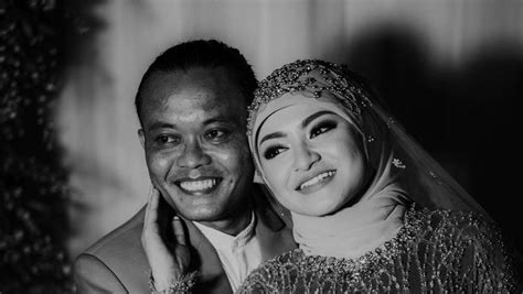 Dengan aksinya pada saat itu yang sedang ia jalani. Potret Keromantisan Pengantin Baru Sule dan Nathalie ...