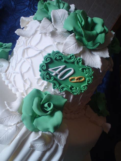 Questo sito é dedicato ai anniversari di matrimonio, perché sono feste importanti. I Dolci Doni di Natascia: Cake Anniversario 40 Anni Nozze Smeraldo