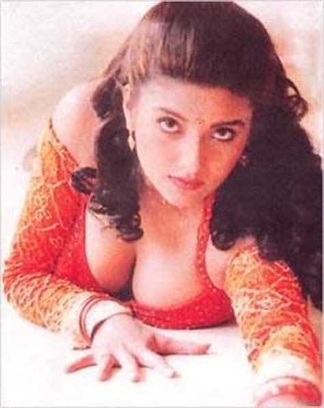 Top kissable lips of bollywood hot actress. Indian Actresses Details, Photos & Videos: Heera's ...