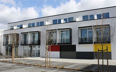 Suche eine 5 zimmer whg, rh, dhh. Moderne 1-Zimmer-Wohnung im Gebäudekomplex "kugelberg ...