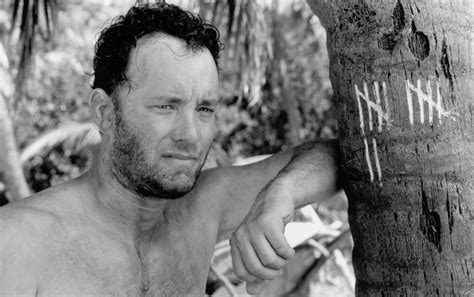 Hanks' performance wins hearts and the dread of ending up alone on an island makes us. Tom Hanks | Bild 175 von 198 | moviepilot.de